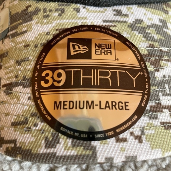 NFL NY Giants New Era Salute to Service cap in great condition size M/L - Picture 4 of 13